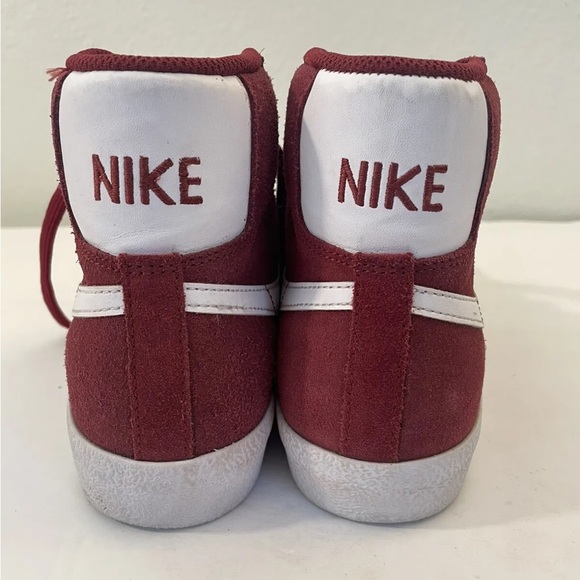 Nike Blazer Mid '77 Suede (GS) Big Kids' Shoes Team Red-White size 5y DC8248-600 - Picture 4 of 7